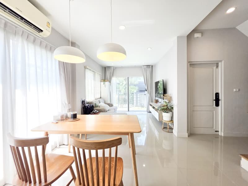 The Centro Watcharapol, Bangkok, Sukhaphiban 5 Road, O-Ngoen, Sai Mai, Bangkok, 4 Bedrooms, 56 sqm, Single Detached House For Sale, by รพีร์ทัธ Rhapeethut (ทัธ), 500463314 - DDproperty.com