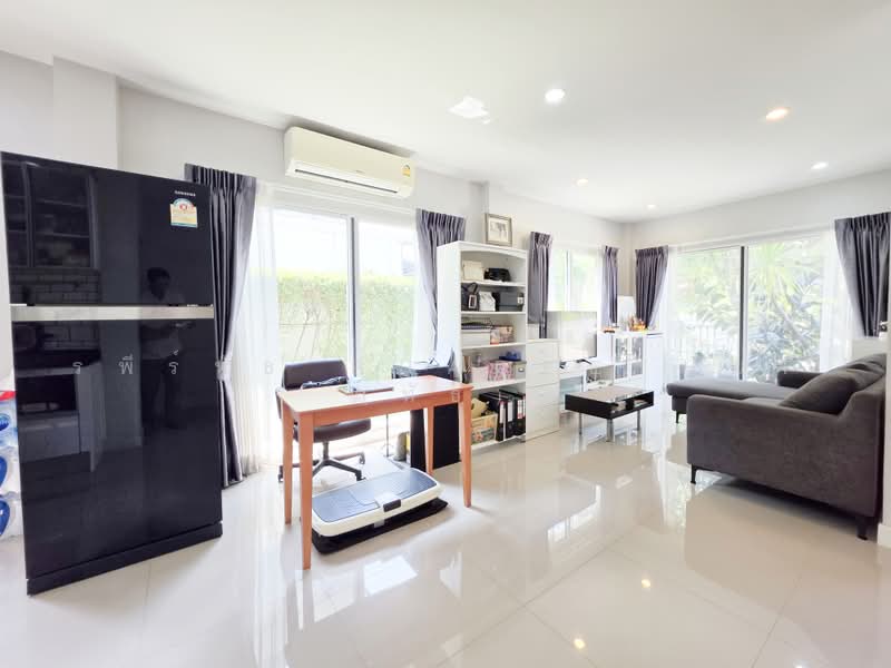 The Centro Watcharapol, Bangkok, Sukhaphiban 5 Road, O-Ngoen, Sai Mai, Bangkok, 3 Bedrooms, 164 sqm, Single Detached House For Sale, by รพีร์ทัธ Rhapeethut (ทัธ), 500463322 - DDproperty.com