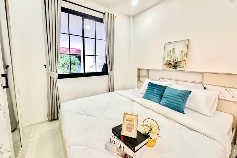 Townhouse for Sale Noen Plub Wan 2Bed Fully Furnished, Chon Buri (Pattaya), Bang Lamung, Bang Lamung (Pattaya), Chon Buri (Pattaya), 2 Bedrooms, 92 sqm, Townhouse For Sale, by PLC real estate, 500463325 - DDproperty.com