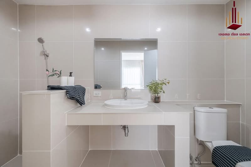 S Condo Sukhumvit 50, Bangkok, 1332 Sukhumvit 50 Aly, Phra Kanong, Khlong Toei, Bangkok, 2 Bedrooms, 60 sqm, Condo For Sale, by JSA REAL ESTATE, 500463330 - DDproperty.com