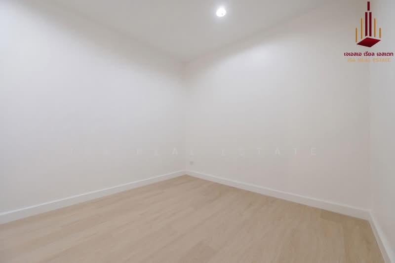 S Condo Sukhumvit 50, Bangkok, 1332 Sukhumvit 50 Aly, Phra Kanong, Khlong Toei, Bangkok, 2 Bedrooms, 60 sqm, Condo For Sale, by JSA REAL ESTATE, 500463330 - DDproperty.com