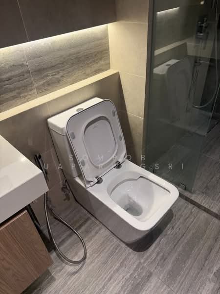 Craft Ploenchit, Bangkok, 1053 Witthayu Road, Lumphini, Pathum Wan, Bangkok, 1 Bedroom, 47 sqm, Condo For Rent, by Sompob Buaparungsri, 500463337 - DDproperty.com