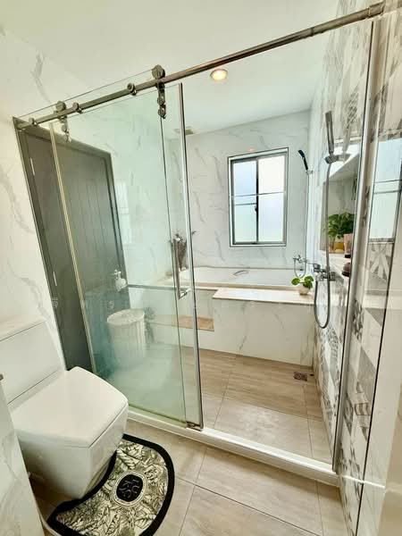 Neighborhome Watcharaphon, Bangkok, Sukhaphiban 5, Sam Wa Tawan Ok, Khlong Sam Wa, Bangkok, 3 Bedrooms, 300 sqm, Single Detached House For Sale, by วิจิตรา จิตรวงษ์ตระกูล, 500463374 - DDproperty.com