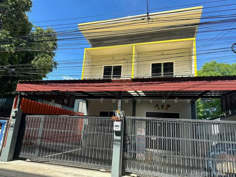 ทำเลประชาชื่น 37 MRT วงศ์สว่าง ให้เช่าบ้านแฝด 2 ชั้น บ้านสวย พร้อมอยู่ ทำเลดี, Bangkok, ประชาชื่น, Bang Sue, Bangkok, 2 Bedrooms, 180 sqm, Semi-Detached House (Twin House) For Rent, by บุษบา รัตนวงษ์ชัย, 500463384 - DDproperty.com