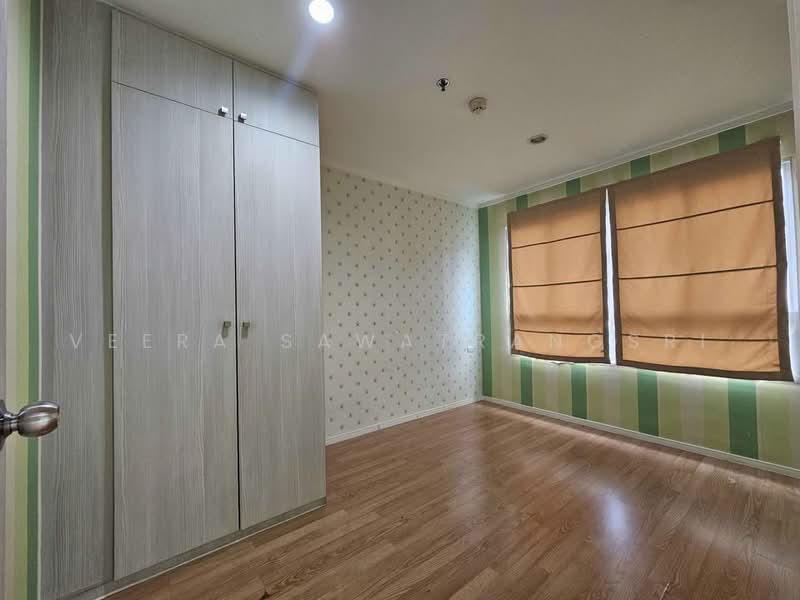 Lumpini Ville Sukhumvit 77-2, Bangkok, On Nut Rd, Suan Luang, Bangkok, 1 Bedroom, 30 sqm, Condo For Sale, by Veera Sawatrangsri, 500463415 - DDproperty.com