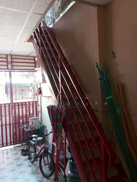 ขายทาวน์เฮ้าส์พร้อมอยู่ โครงการหมู่บ้านตะวันทอง 3 ตั้งอยู่บนถนนเลียบคลองภาษีเจริญฝั่งใต้ เขตหนองแขม, กรุงเทพ, หนองแขม, กรุงเทพ, 160 ตร.ม., ทาวน์เฮ้าส์ ขาย, โดย ณฐาภพ ดลปัญญาเลิศ, 500463429 - DDproperty.com