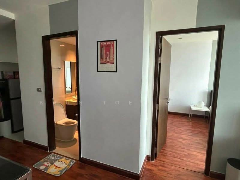 Sky Walk Residences, Bangkok, 1599 Sukhumvit Road, Phra Kanong Nua, Watthana, Bangkok, 1 Bedroom, 50 sqm, Condo For Rent, by Khun Toey เตย, 500463431 - DDproperty.com