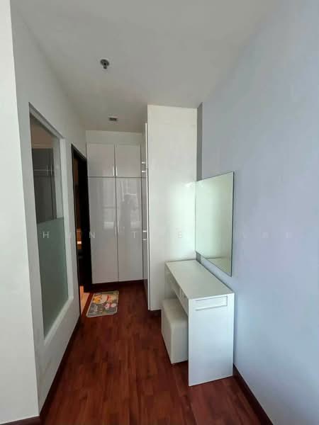 Sky Walk Residences, Bangkok, 1599 Sukhumvit Road, Phra Kanong Nua, Watthana, Bangkok, 1 Bedroom, 50 sqm, Condo For Rent, by Khun Toey เตย, 500463431 - DDproperty.com