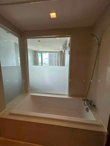 Sky Walk Residences, Bangkok, 1599 Sukhumvit Road, Phra Kanong Nua, Watthana, Bangkok, 1 Bedroom, 50 sqm, Condo For Rent, by Khun Toey เตย, 500463431 - DDproperty.com