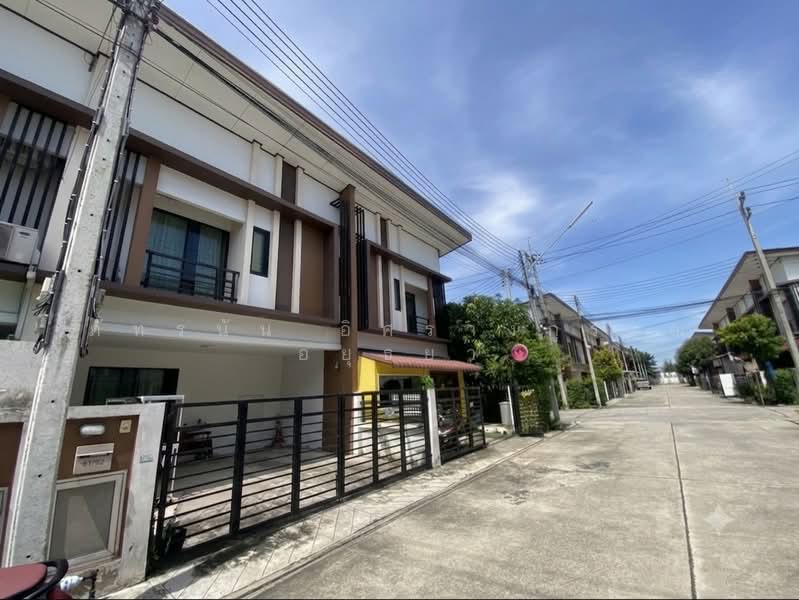 หมู่บ้านฟ้าปิยรมย์ นีวา เฟส 14, Pathum Thani, Bung Kham Proi, Lam Luk Ka, Pathum Thani, 3 Bedrooms, 87 sqm, Townhouse For Sale, by ภัทรนัน อิศรางกูร ณ อยุธยา, 500463452 - DDproperty.com