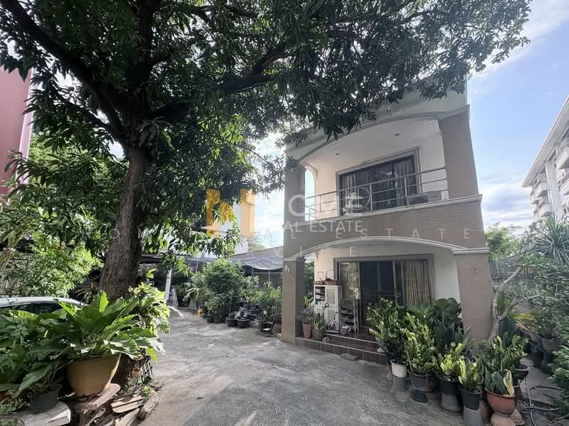 บ้านพร้อมที่ดิน ซอยพหลโยธิน 5, Bangkok, Phaya Thai, Bangkok, 3 Bedrooms, 250 sqm, Single Detached House For Sale, by HOME Real Estate Service, 500463460 - DDproperty.com
