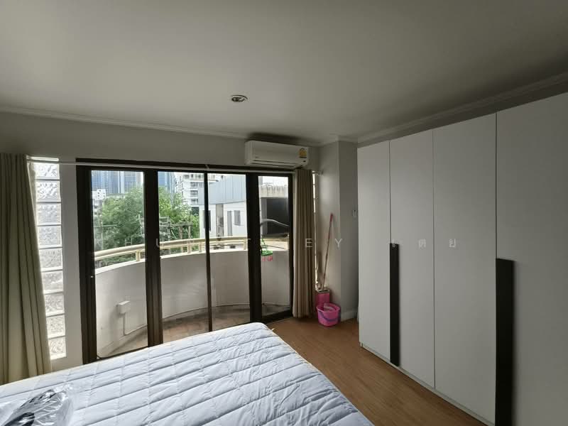 Aree Place Sukhumvit 26, Bangkok, Khong Tan, Khlong Toei, Bangkok, 1 Bedroom, 50 sqm, Condo For Rent, by Khun Toey เตย, 500463466 - DDproperty.com