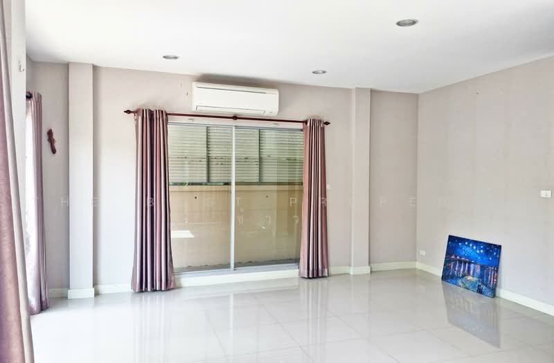 Life Bangkok Boulevard Ramintra : ไลฟ์ บางกอก บูเลอวาร์ด รามอินทรา, กรุงเทพ, ถนนรามอินทรา, คันนายาว, กรุงเทพ, 150 ตร.ม., บ้านเดี่ยว ขาย, โดย The Best Property ข้าว, 500463471 - DDproperty.com