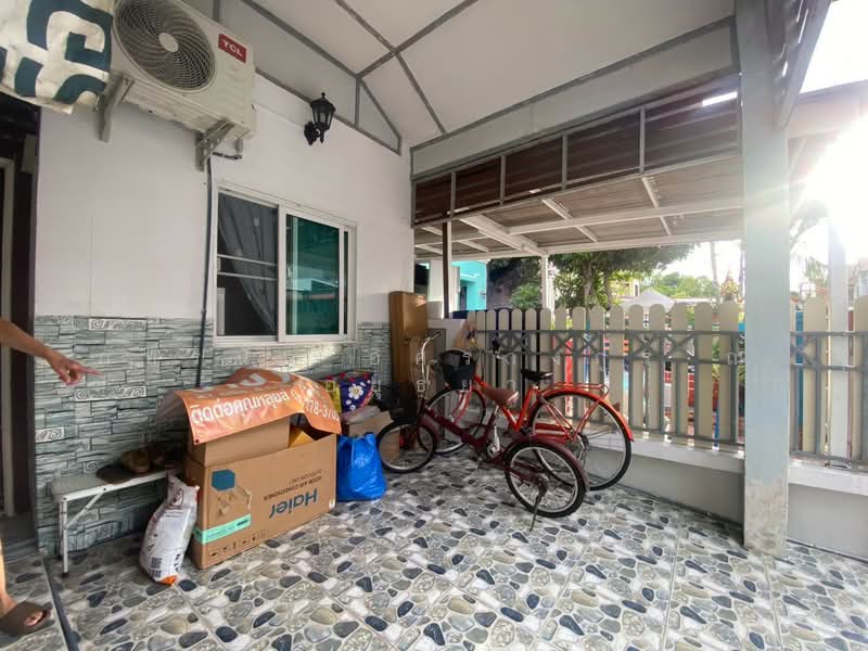 Fah Piyarom Phase 6, Pathum Thani, Bung Kham Proi, Lam Luk Ka, Pathum Thani, 3 Bedrooms, 108 sqm, Townhouse For Sale, by ภัทรนัน อิศรางกูร ณ อยุธยา, 500463474 - DDproperty.com