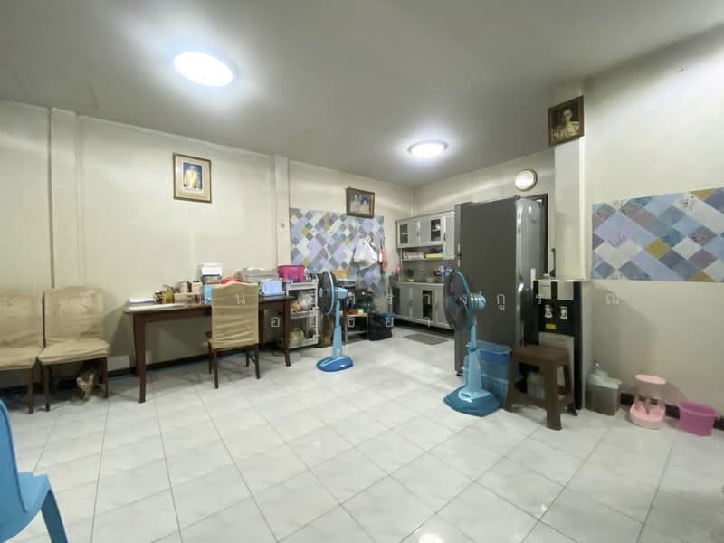 Fah Piyarom Phase 6, Pathum Thani, Bung Kham Proi, Lam Luk Ka, Pathum Thani, 3 Bedrooms, 108 sqm, Townhouse For Sale, by ภัทรนัน อิศรางกูร ณ อยุธยา, 500463474 - DDproperty.com