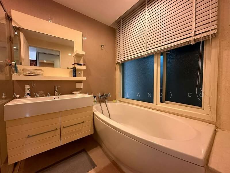 Baan Siri 31, Bangkok, Sukhumvit 31, Khlongtoei Nua, Watthana, Bangkok, 2 Bedrooms, 91 sqm, Condo For Sale, by Fazwaz (Thailand) Co., Ltd., 500463500 - DDproperty.com