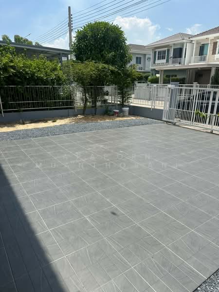 Villaggio Pinklao-Salaya, Nonthaburi, Samretpattana Road, Sala Klang, Bang Kruai, Nonthaburi, 3 Bedrooms, 155 sqm, Semi-Detached House (Twin House) For Sale, by Apaporn Muanthorani, 500463526 - DDproperty.com