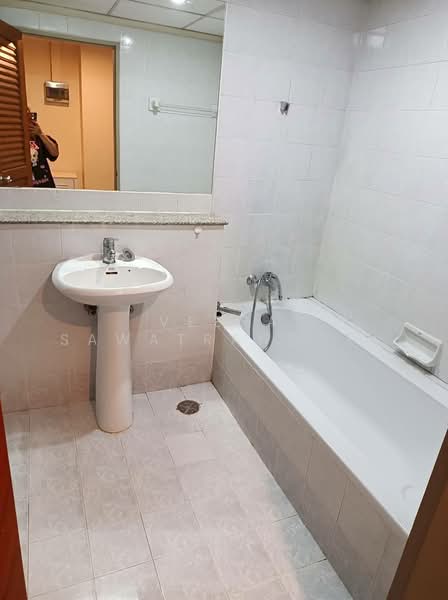 Supalai Park Phaholyothin, Bangkok, Phaholyothin 21 Road, Chatuchak, Bangkok, Studio, 44 sqm, Condo For Sale, by Veera Sawatrangsri, 500463532 - DDproperty.com