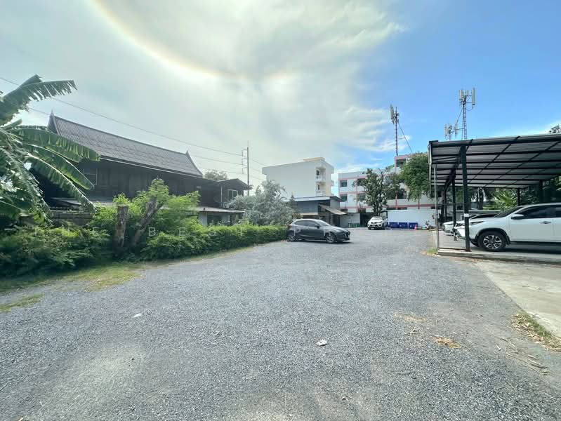 ที่ดินพร้อมสิ่งปลูกสร้างลาดกระบัง กรุงเทพมหานคร, Bangkok, Lat Krabang, Bangkok, , 2,320 sqm, Land For Sale, by The Best Property ยะ, 500463538 - DDproperty.com