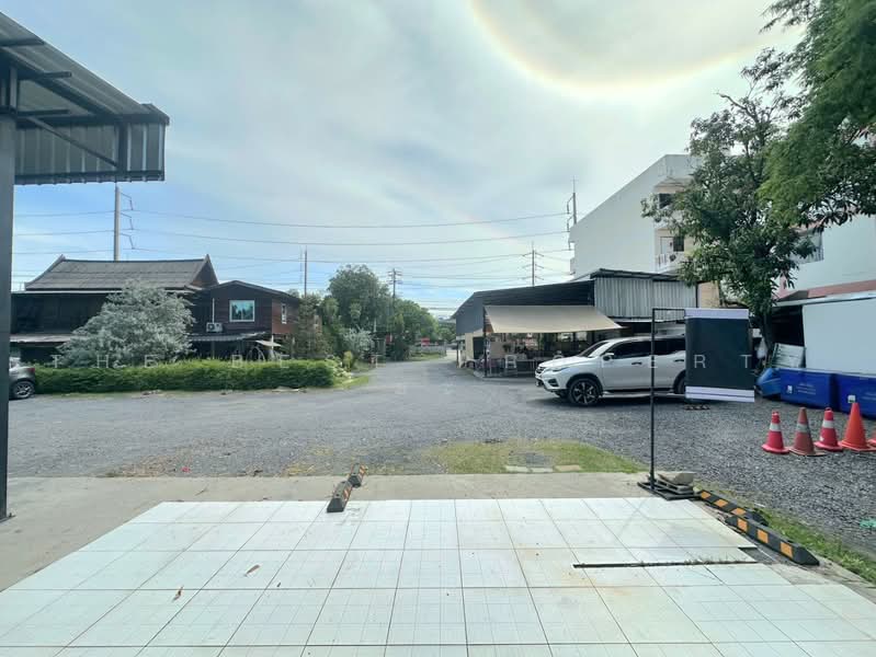 ที่ดินพร้อมสิ่งปลูกสร้างลาดกระบัง กรุงเทพมหานคร, Bangkok, Lat Krabang, Bangkok, , 2,320 sqm, Land For Sale, by The Best Property ยะ, 500463538 - DDproperty.com