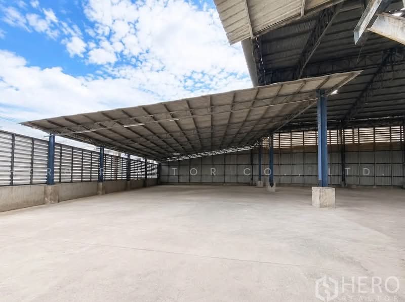 For rent or sale Warehouse 2340 sq.m. Phra Samut Chedi, Samut Prakan HRE01154, Samut Prakan, Ban Khlong Suan, Phra Samut Jadee, Samut Prakan, , 2,340 sqm, Warehouse/Factory For Rent, by Hero Realtor Co., Ltd., 500463541 - DDproperty.com
