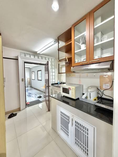 Eastern Tower : อีสเทิร์น ทาวน์เวอร์, ชลบุรี, ซอย เทศบาล 2, ศรีราชา, ชลบุรี, 124 ตร.ม., คอนโด ให้เช่า, โดย A House Property Co.,Ltd., 500463564 - DDproperty.com