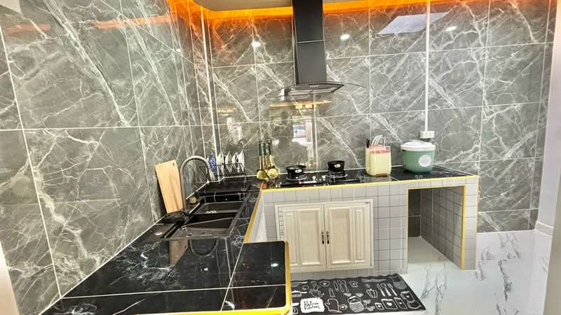 Duang Kamon Soi Phraya Suren 35, Bangkok, 35 Phraya Suren Soi 35, Ramintra Road, Bang Chun, Khlong Sam Wa, Bangkok, 2 Bedrooms, 80 sqm, Townhouse For Sale, by นภัสศรณ์ วงศ์สินไทยกร (นันท์), 500463600 - DDproperty.com