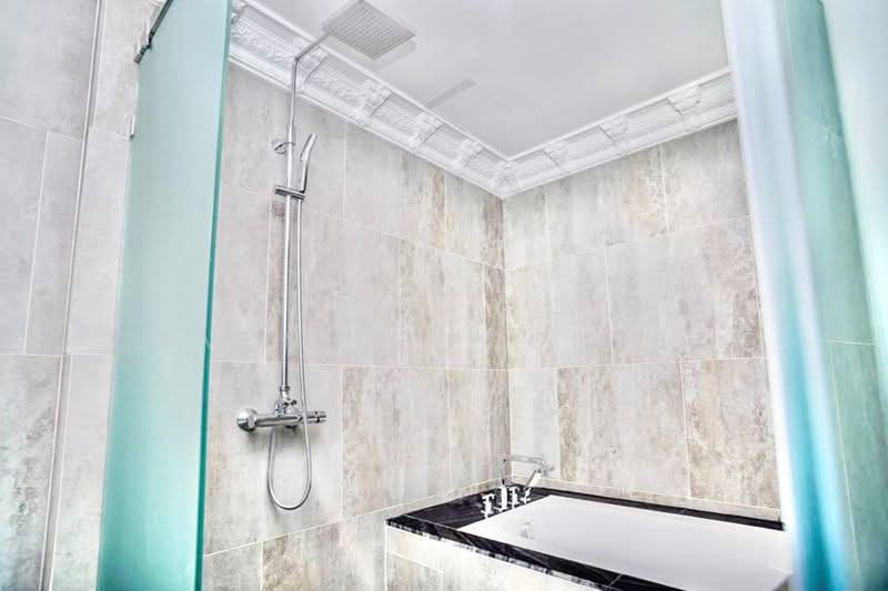 The Lumpini 24, Bangkok, Sukhumvit 24 Road, Khong Tan, Khlong Toei, Bangkok, 3 Bedrooms, 126 sqm, Condo For Rent, by Caveman Property, 500463609 - DDproperty.com