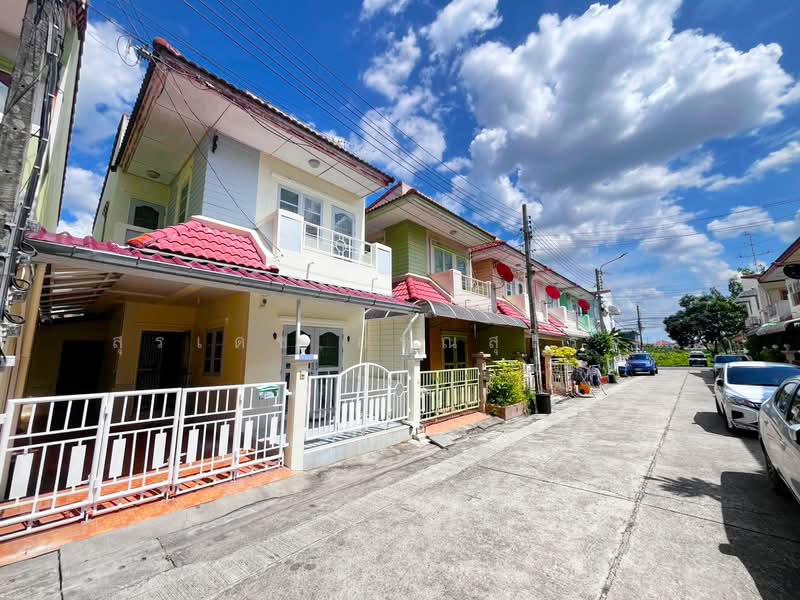 หมู่บ้าน กรวิภา : ดอนเมือง, Bangkok, Don Mueang, Bangkok, 3 Bedrooms, 72 sqm, Townhouse For Sale, by Suradej Arunsurosn, 500463611 - DDproperty.com
