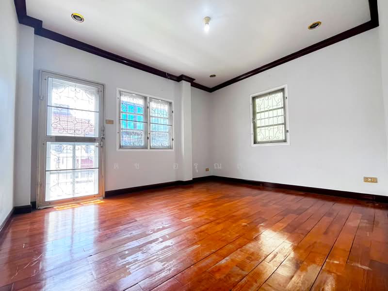 หมู่บ้าน กรวิภา : ดอนเมือง, Bangkok, Don Mueang, Bangkok, 3 Bedrooms, 72 sqm, Townhouse For Sale, by Suradej Arunsurosn, 500463611 - DDproperty.com