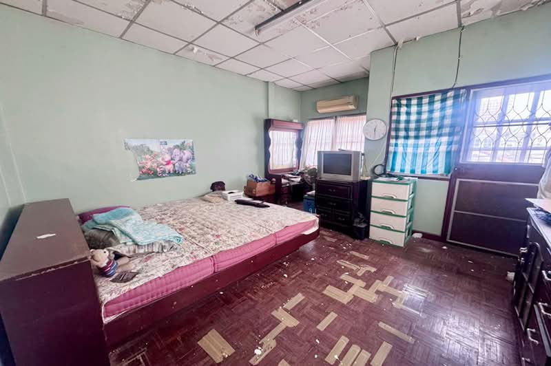Baan Rangsikorn, Bangkok, ถนนพระยาสุเรนทร์ 13, Bang Chun, Khlong Sam Wa, Bangkok, 3 Bedrooms, 90 sqm, Townhouse For Sale, by คุณปิ่น, 500463618 - DDproperty.com