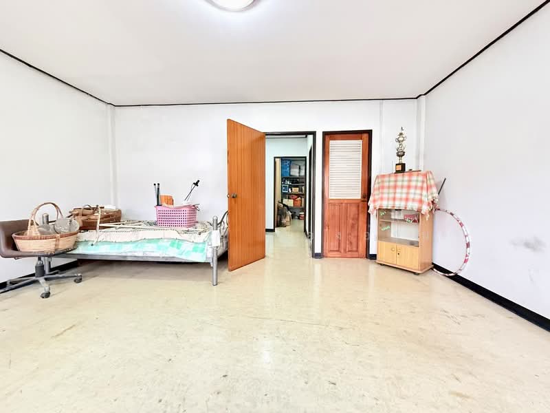 สุชา 2 เลียบคลองทวีวัฒนา เพชรเกษม, Bangkok, Nong Kang Plu, Nong Khaem, Bangkok, 4 Bedrooms, 176 sqm, Townhouse For Sale, by ศิริเพ็ญ ทองอ่อน, 500463645 - DDproperty.com