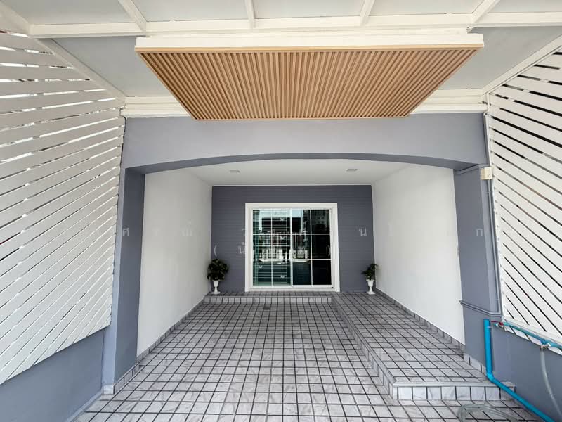 K.C. Ramintra 1, Bangkok, Hathairat Road 39, Sam Wa Tawan Tok, Khlong Sam Wa, Bangkok, 2 Bedrooms, 80 sqm, Townhouse For Sale, by นภัสศรณ์ วงศ์สินไทยกร (นันท์), 500463655 - DDproperty.com