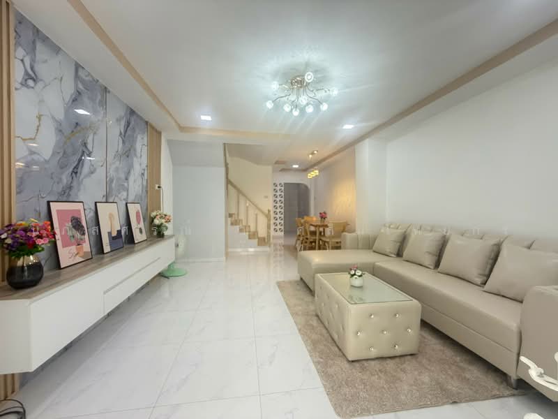 K.C. Ramintra 1, Bangkok, Hathairat Road 39, Sam Wa Tawan Tok, Khlong Sam Wa, Bangkok, 2 Bedrooms, 80 sqm, Townhouse For Sale, by นภัสศรณ์ วงศ์สินไทยกร (นันท์), 500463655 - DDproperty.com