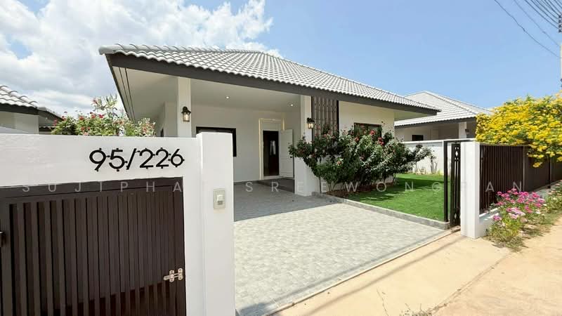 Nibbana Shade, Chon Buri (Pattaya), No. 95/274 Village No. 13, Phatthanakan Road, Nong Pru, Bang Lamung (Pattaya), Chon Buri (Pattaya), 2 Bedrooms, 139 sqm, Single Detached House For Sale, by Sujiphat Sreewongpan, 500463657 - DDproperty.com