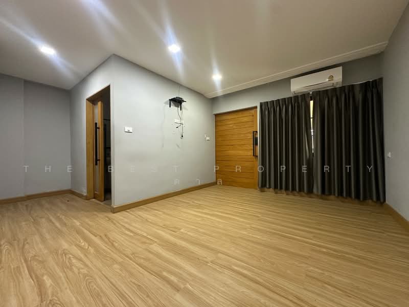 Pave - Pracha Uthit 90, Samut Prakan, Soi Pracha Uthit 90, Nai Khlong Bang Pla Kot, Phra Samut Jadee, Samut Prakan, 6 Bedrooms, 150 sqm, Single Detached House For Sale, by The Best Property ตาล, 500463670 - DDproperty.com