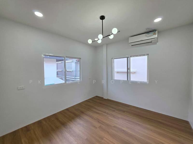 8S0249 This house for sale 7,290,000 baht 4 bedroom 3 bathroom at chalong, Phuket, Chalong, Muang Phuket, Phuket, 4 Bedrooms, 216 sqm, Single Detached House For Sale, by PK LIFE Property, 500463677 - DDproperty.com