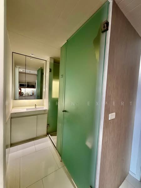 Triple Y Residence Samyan, Bangkok, Rama 4 Road, Wang Mai, Pathum Wan, Bangkok, Studio, 34 sqm, Condo For Rent, by Rosesirin Expert, 500463680 - DDproperty.com