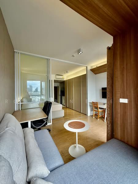 Triple Y Residence Samyan, Bangkok, Rama 4 Road, Wang Mai, Pathum Wan, Bangkok, Studio, 34 sqm, Condo For Rent, by Rosesirin Expert, 500463680 - DDproperty.com