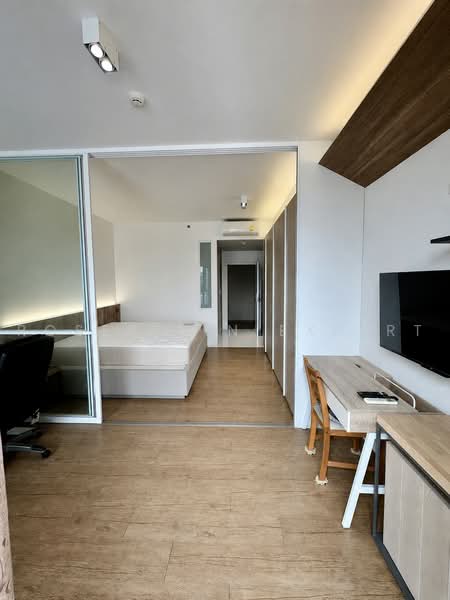 Triple Y Residence Samyan, Bangkok, Rama 4 Road, Wang Mai, Pathum Wan, Bangkok, Studio, 34 sqm, Condo For Rent, by Rosesirin Expert, 500463680 - DDproperty.com