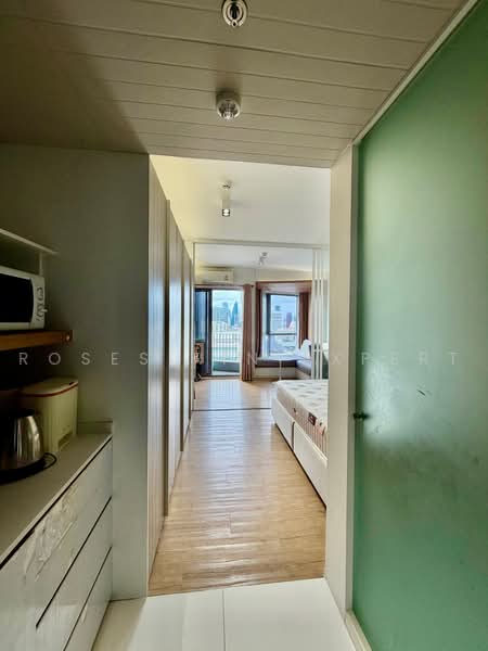 Triple Y Residence Samyan, Bangkok, Rama 4 Road, Wang Mai, Pathum Wan, Bangkok, Studio, 34 sqm, Condo For Rent, by Rosesirin Expert, 500463680 - DDproperty.com
