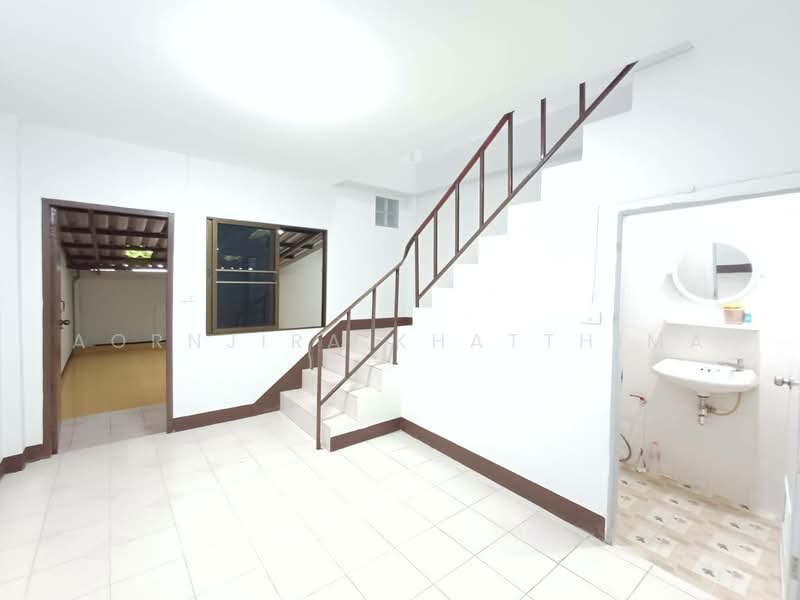 S2650 | 2-Storey Townhome for Sale | San Kamphaeng, Chiang Mai, San Kamphaeng, Chiang Mai, 3 Bedrooms, 110 sqm, Townhouse For Sale, by Aornjira Khatthima, 500463683 - DDproperty.com