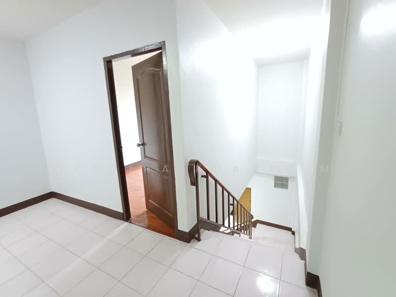 S2650 | 2-Storey Townhome for Sale | San Kamphaeng, Chiang Mai, San Kamphaeng, Chiang Mai, 3 Bedrooms, 110 sqm, Townhouse For Sale, by Aornjira Khatthima, 500463683 - DDproperty.com