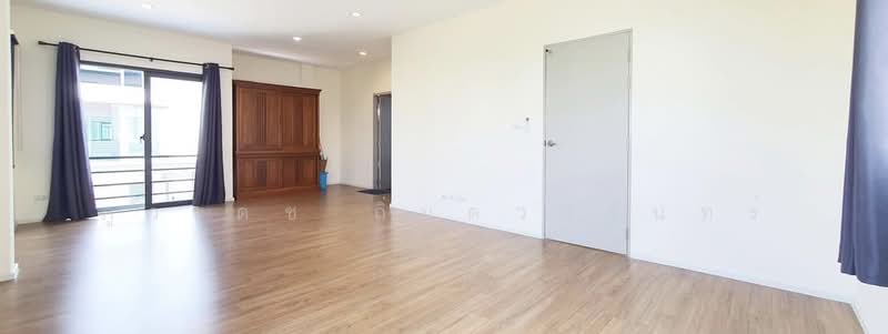 Baan Klang Muang The Edition Rama 9-Pattanakarn, Bangkok, Motorway Road, Prawet, Bangkok, 4 Bedrooms, 222 sqm, Semi-Detached House (Twin House) For Rent, by ภูวเดช ถิ่นดวงจันทร์, 500463744 - DDproperty.com