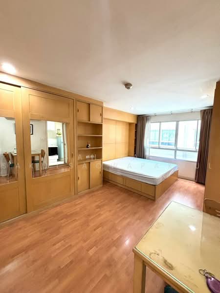 Lumpini Ville Cultural Center, Bangkok, Prachautid Road, Samsen Nok, Huai Khwang, Bangkok, 1 Bedroom, 31 sqm, Condo For Sale, by Saharat Sakulsaowapakkul, 500463752 - DDproperty.com