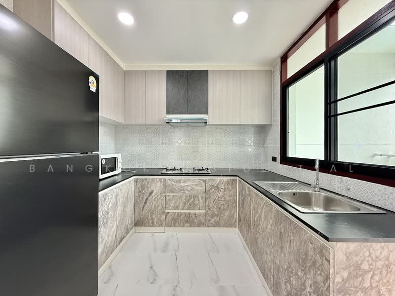 Tongtip Mansion, Bangkok, Soi Sukhumvit 47, Khlong Tan Nua, Watthana, Bangkok, 3 Bedrooms, 245 sqm, Condo For Rent, by Bangkok Residential, 500463781 - DDproperty.com