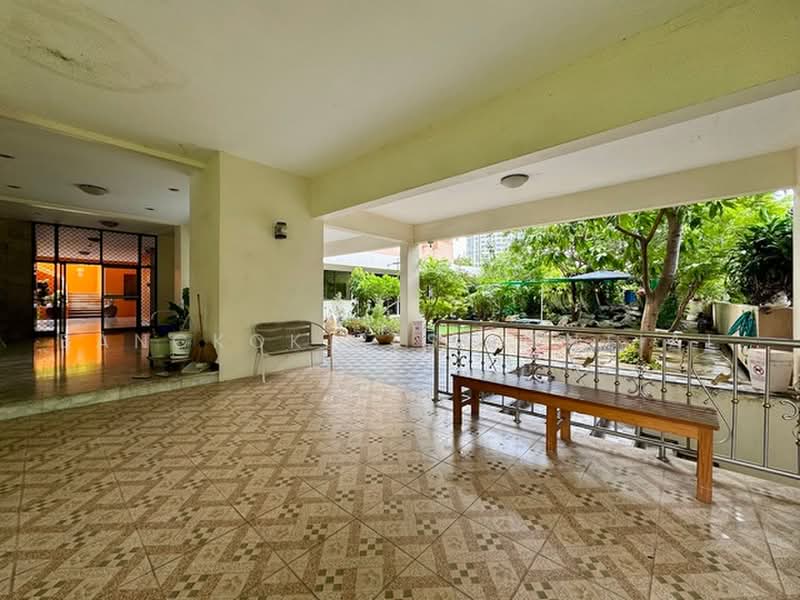Tongtip Mansion, Bangkok, Soi Sukhumvit 47, Khlong Tan Nua, Watthana, Bangkok, 3 Bedrooms, 245 sqm, Condo For Rent, by Bangkok Residential, 500463781 - DDproperty.com