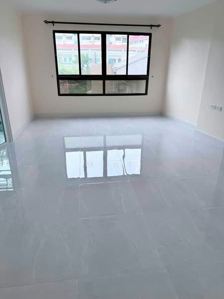 Lumpini Place Narathiwas 24, Bangkok, Sathu Pradit 19 Alley 3, Chong Nonsi, Yan Nawa, Bangkok, 1 Bedroom, 34 sqm, Condo For Sale, by Mint, 500463800 - DDproperty.com