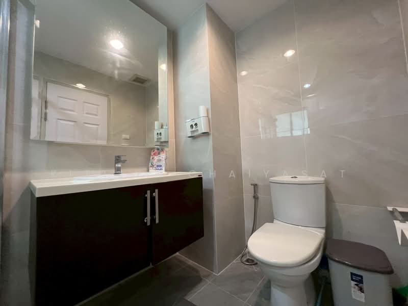 Life @ Ratchada-Suthisan, Bangkok, Ratchadapisek Road, Samsen Nok, Huai Khwang, Bangkok, 1 Bedroom, 42 sqm, Condo For Rent, by Kittiya Chaiyasat, 500463821 - DDproperty.com