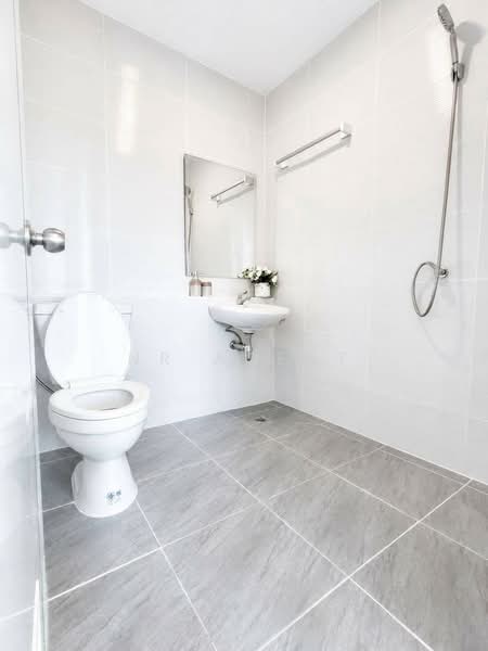 Baan Phrueksa 3 Bang Bua Thong, Nonthaburi, Soi Moobaan Phrueksa 3, Bang Khu Rat, Bang Bua Thong, Nonthaburi, 3 Bedrooms, 100 sqm, Townhouse For Sale, by NR AGENT, 500463824 - DDproperty.com